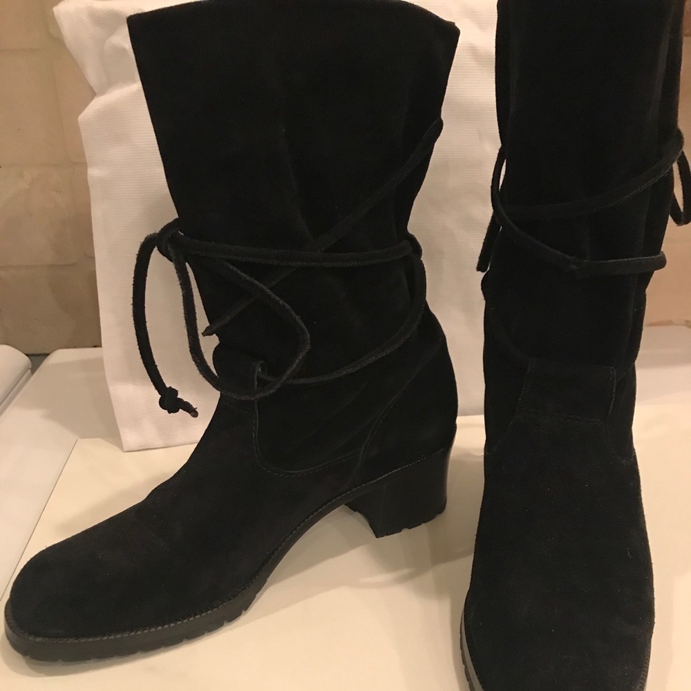 Joan and David tie black suede boot.